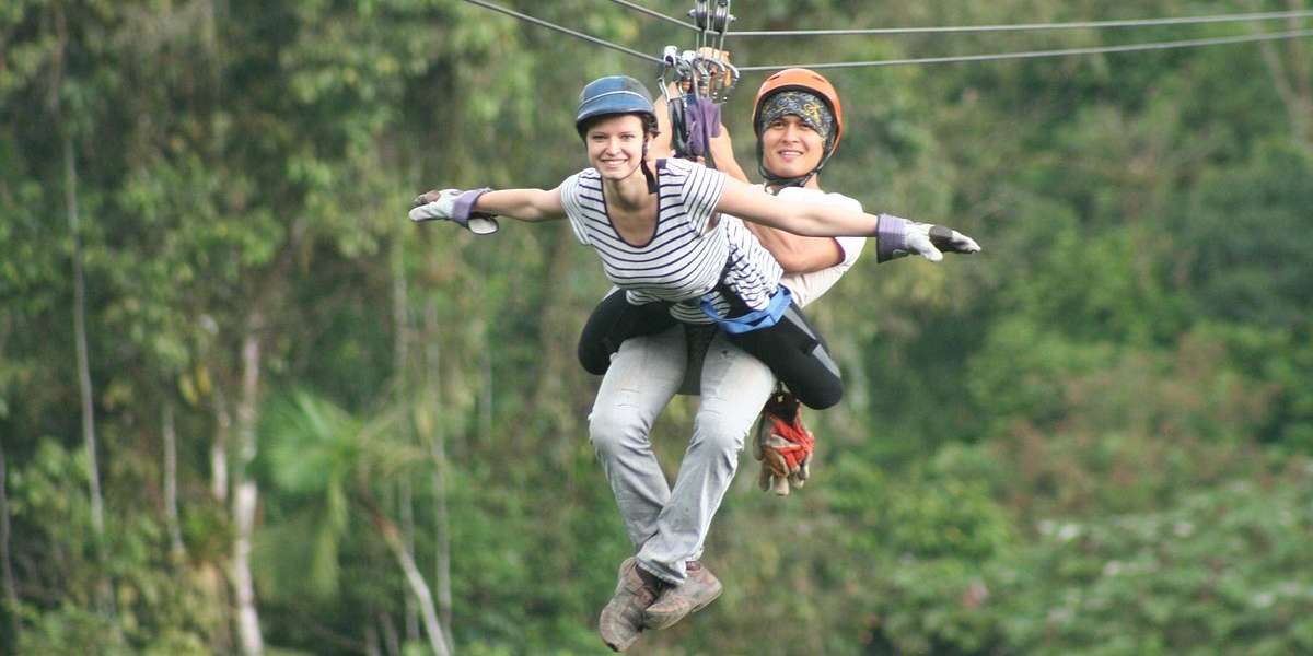 ZIP LINE